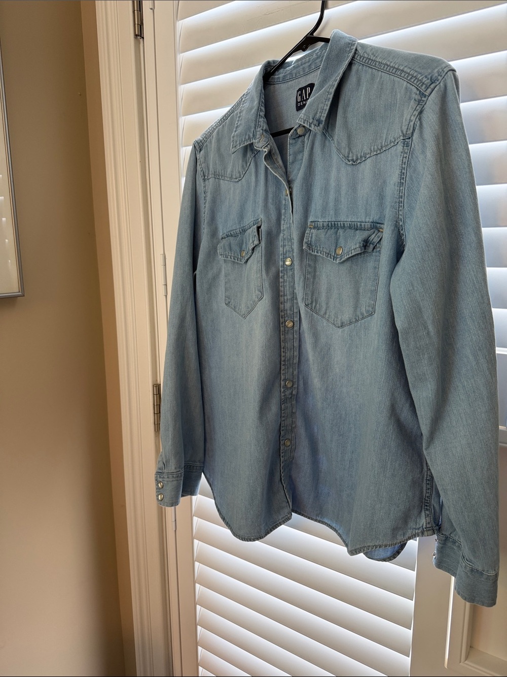 GAP Light Blue Women's Denim Western Button-Down Shirt